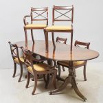 1685 7309 DINING ROOM SET